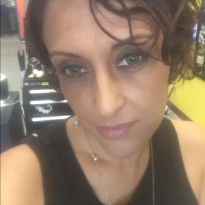 Meet your Posher, Mayra